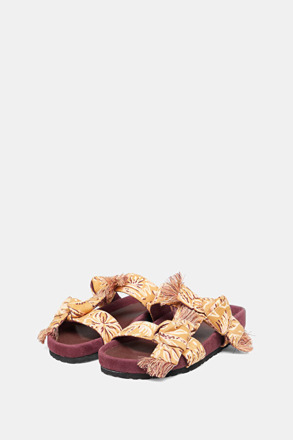 Gold Patterned Leather Slippers 2