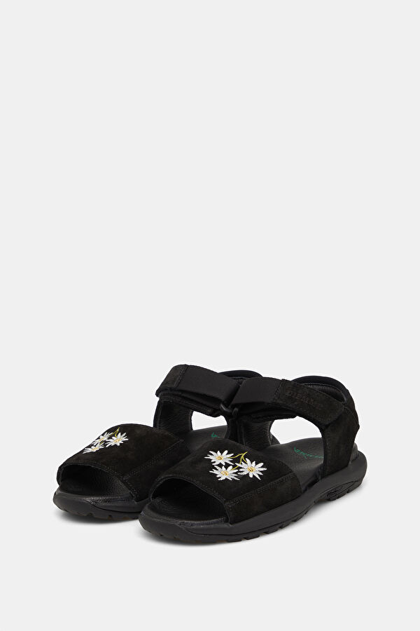 Black Sandals 2