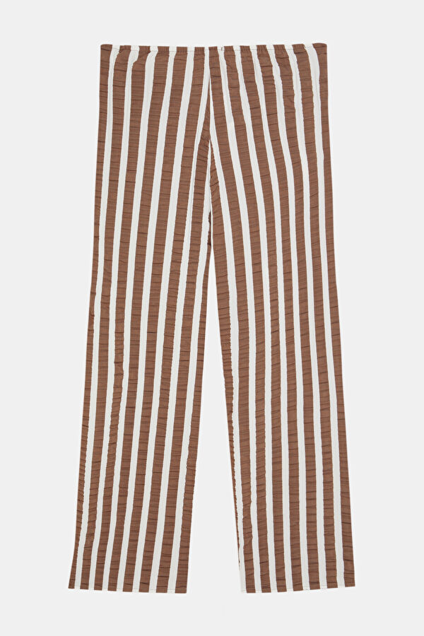 Coffee Pipe-Leg Trousers 2