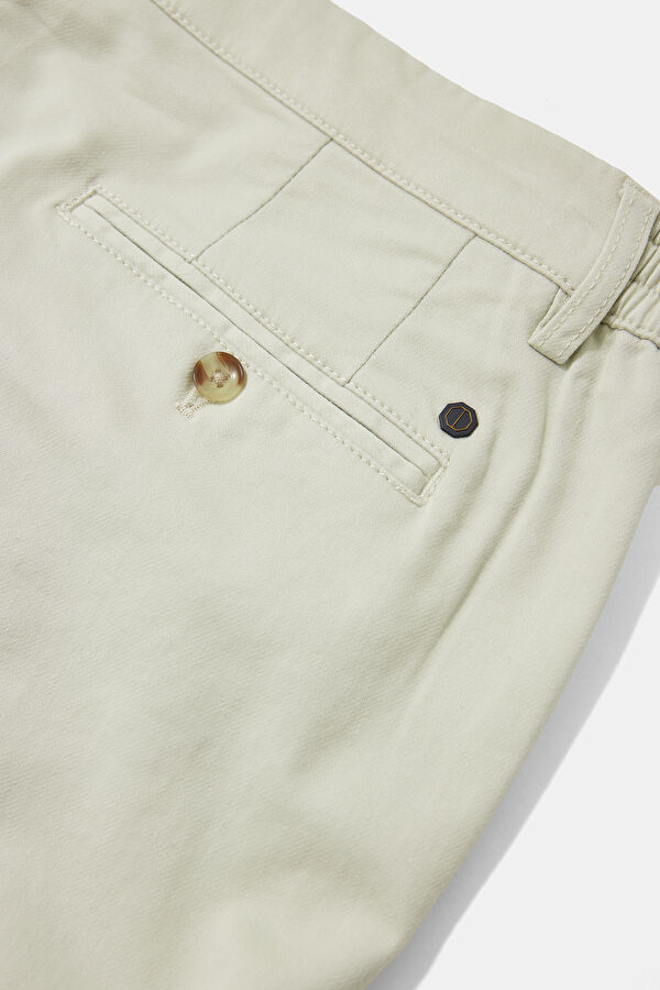 White Slim-Fit Men's Trousers 4
