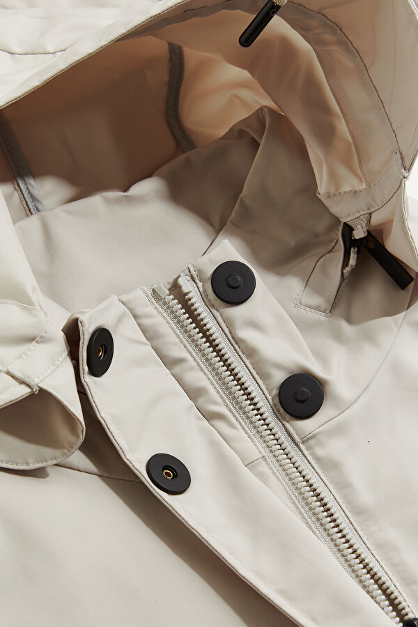 Beige Women's Coat 3