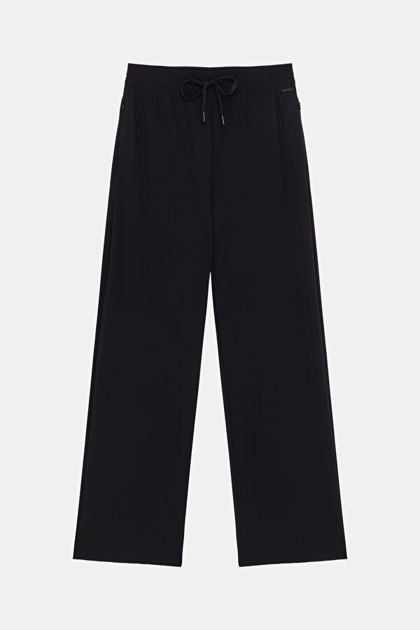 Slim Fit Black Skinny Leg Pants