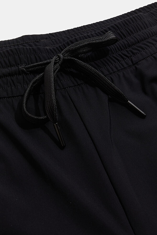 Slim Fit Black Skinny Leg Pants 3