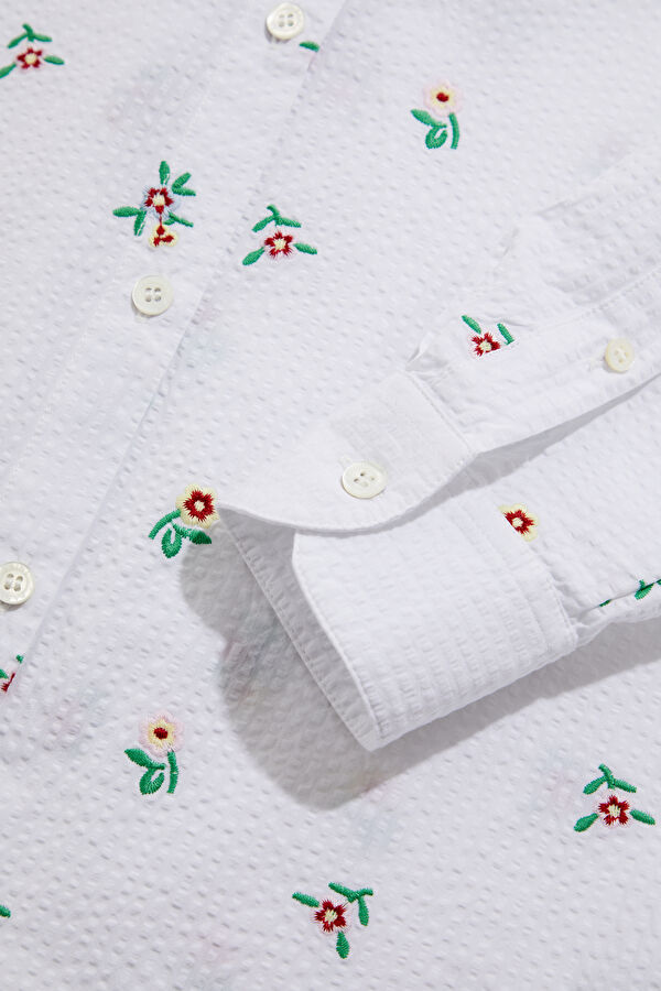 White Striped Patterned Shirt 4