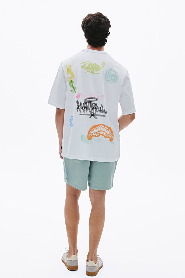 Relax Kalıp Beyaz Bisiklet Yaka Baskılı Erkek T-Shirt 4