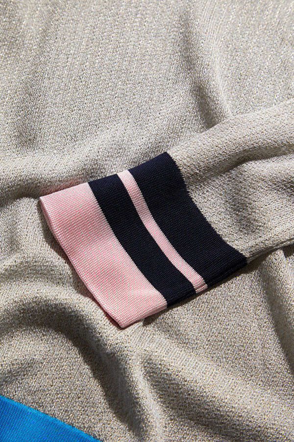 Colorful Piped Knit Women's Sweater 4