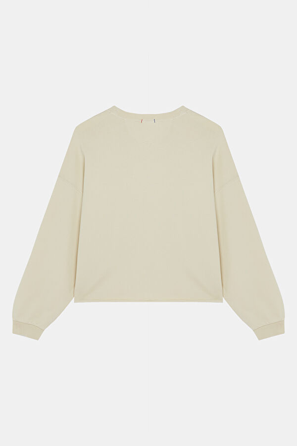 Beyaz O Yaka Kadın Sweatshirt 2