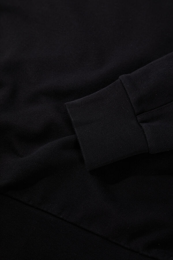 Black Crew Neck Men's Sweatshirt 5