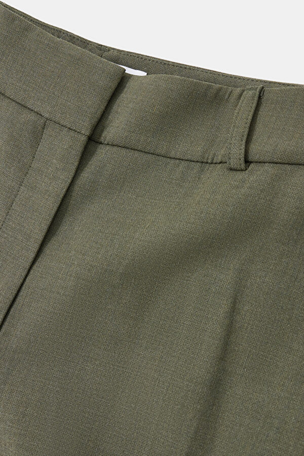 Krem Boru Paça Kadın Pantolon 3