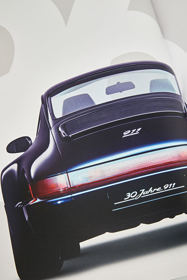The Porsche Book 11