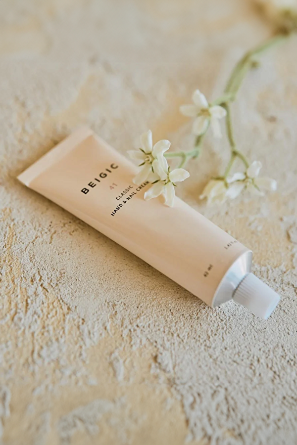 Classic 41 Hand & Nail Cream Geranium & Sandalwood - 4.2 ml 4