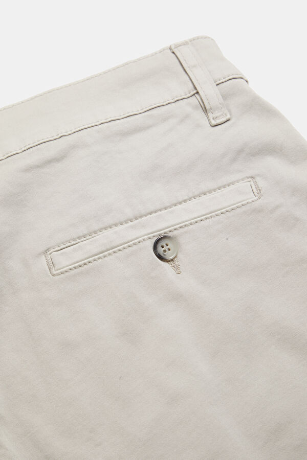 Stone Embellished Men's Shorts 5