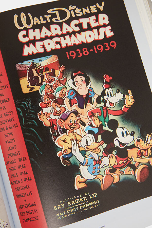Walt Disney's Donald Duck: The Ultimate History 7