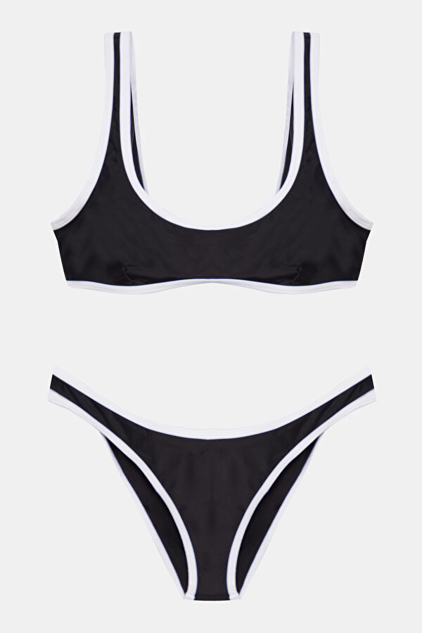 Siyah Kadın Bikini 4