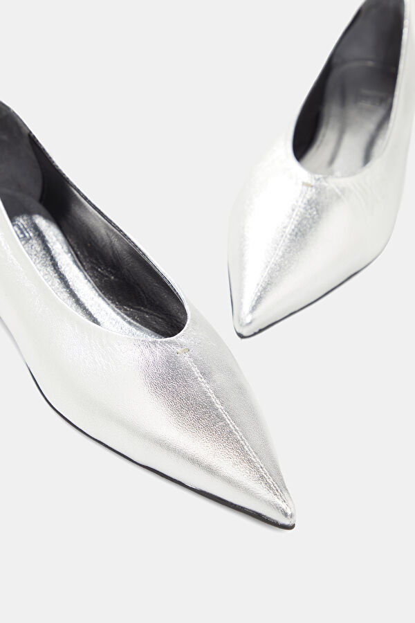Silver Women's Shoes 4