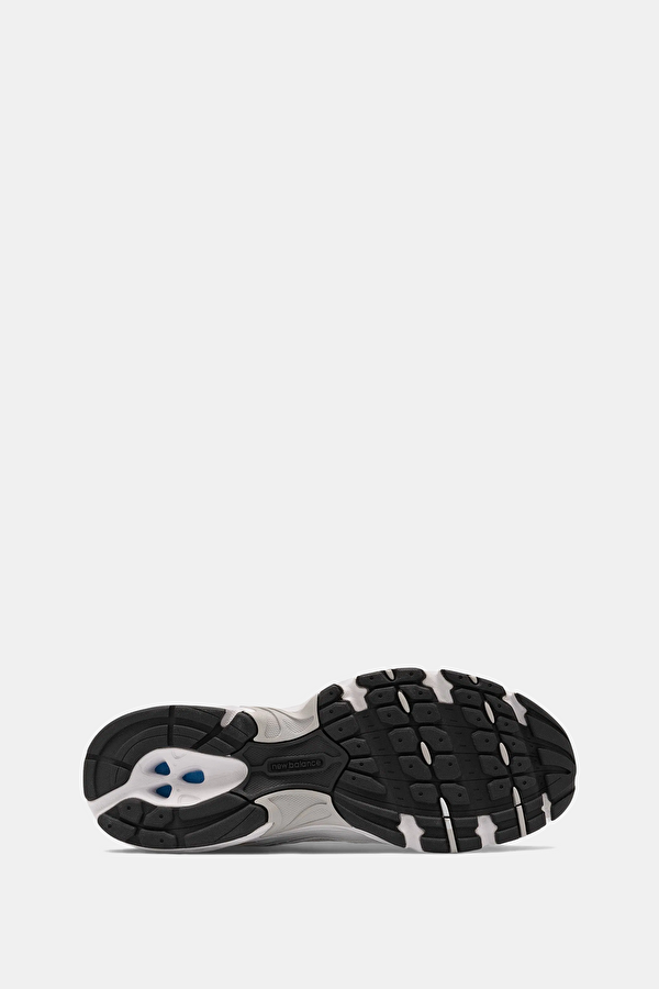 530 White Men's Sneakers 4