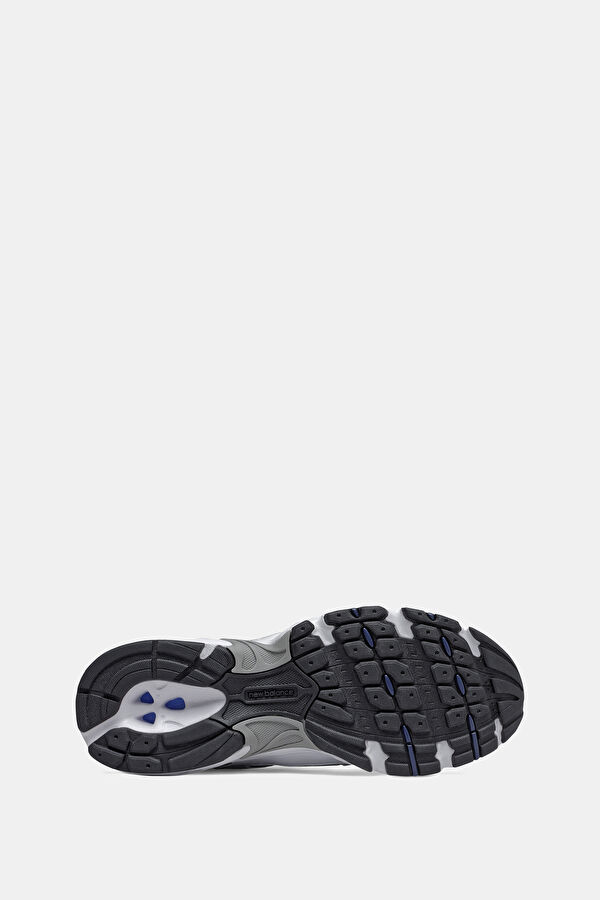 530 White Men's Sneakers 4