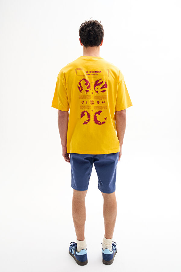 Relax Kalıp Sarı Bisiklet Yaka Baskılı Erkek T-Shirt 2