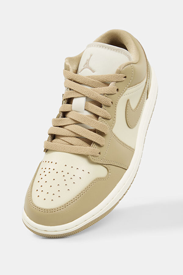 1 Low Light Brown Women's Sports Shoes 7