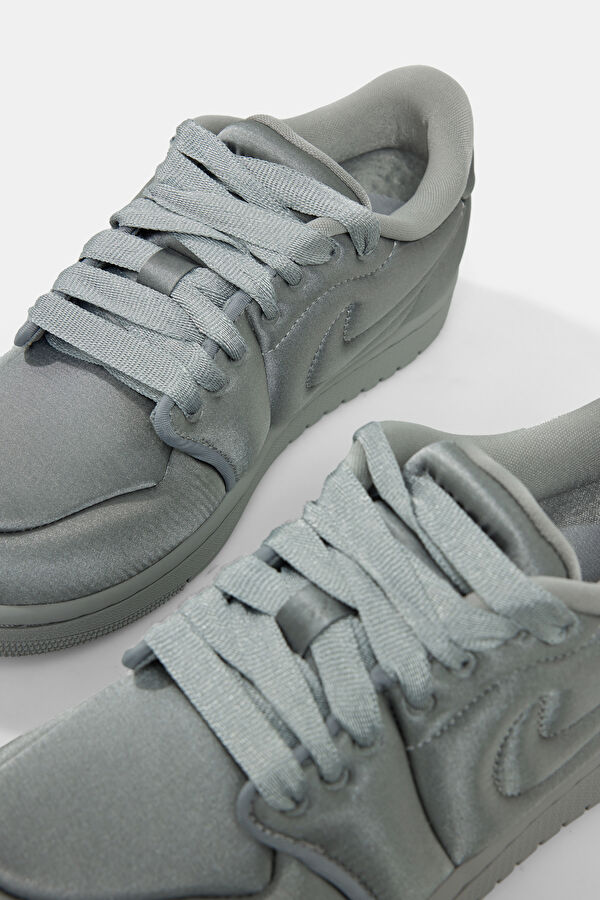 1 Low Method of Make Gray Women's Sneakers 4