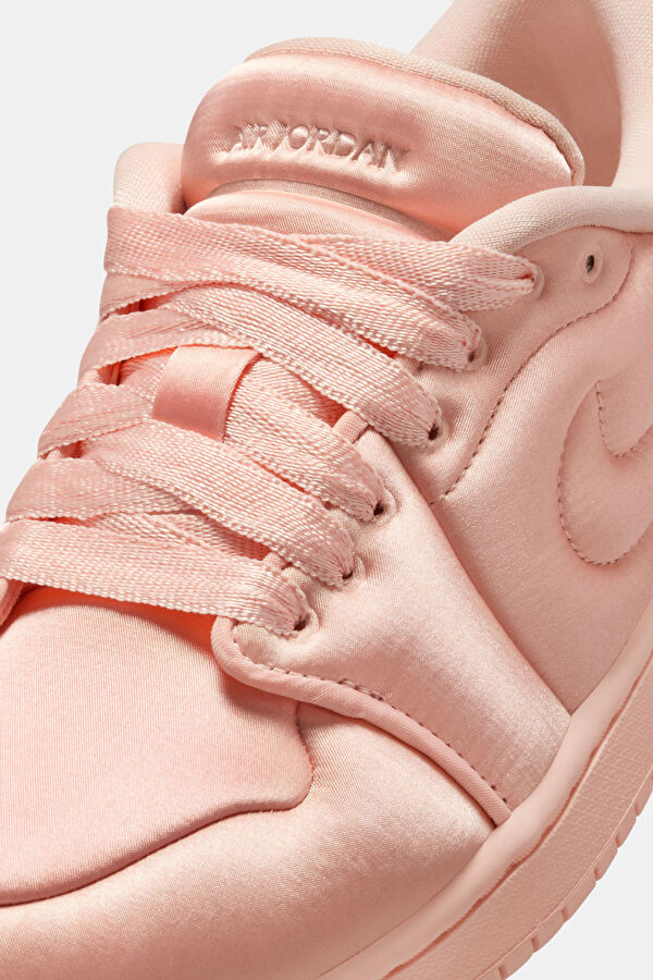 1 Low Method of Make Pink Women's Sneakers 6