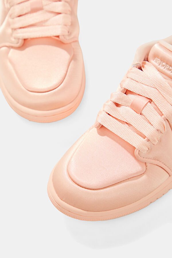 1 Low Method of Make Pink Women's Sneakers 4