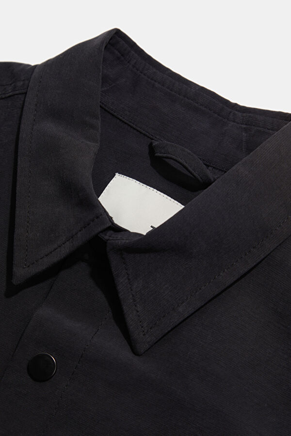 Relax Fit Black Shirt 3
