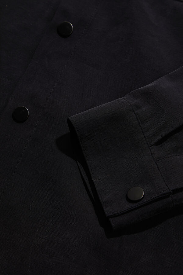 Relax Fit Black Shirt 4
