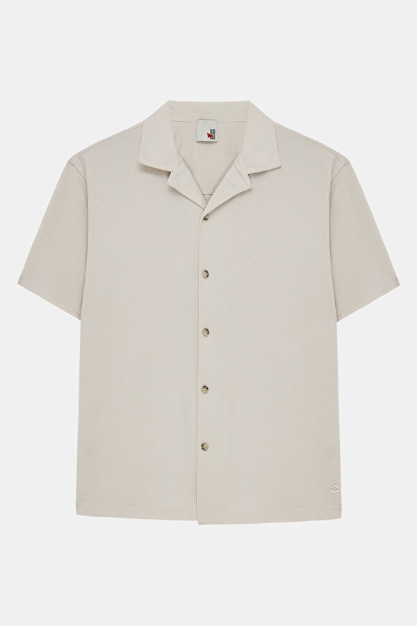Relax Pattern Cream Resort Collar Shirt
