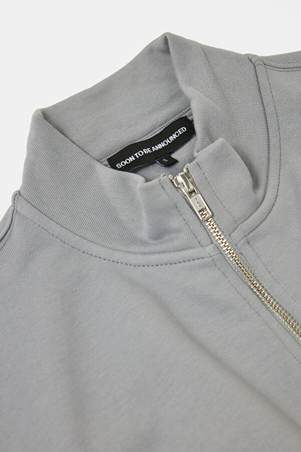 Gri Kapuşonlu Kadın Sweatshirt 3