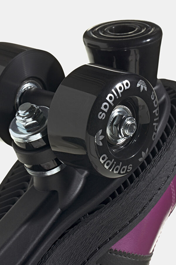 Superstar 82 Pink Women's Skates 9