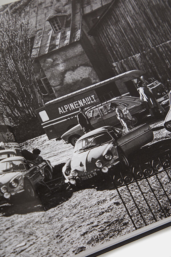 Car Racing 1970 6