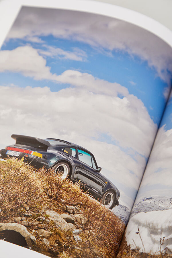 Porsche Curves 8