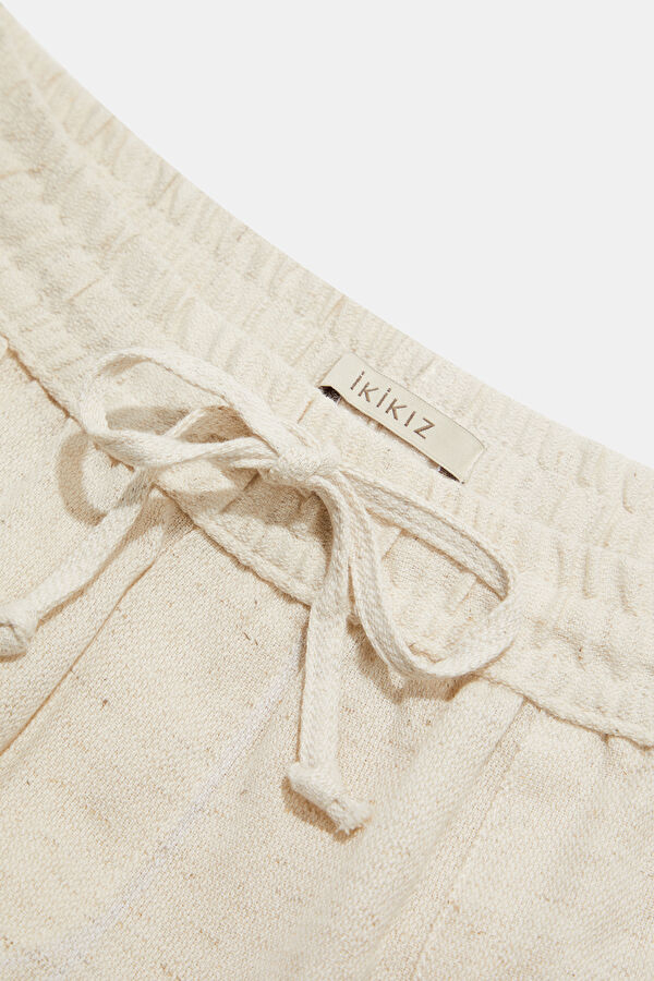 Cream Cotton/Linen Shorts 3