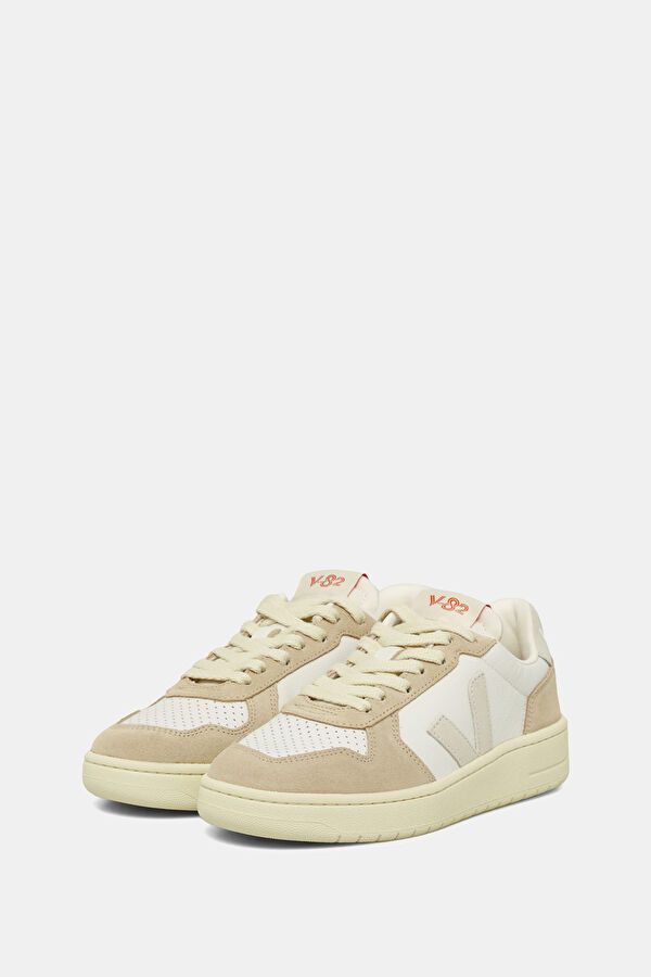V-82 White Women's Sneakers 2