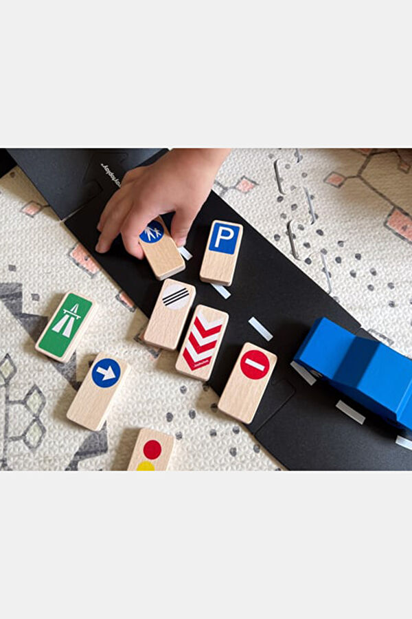 Roadblocks Set Traffic Signs 2