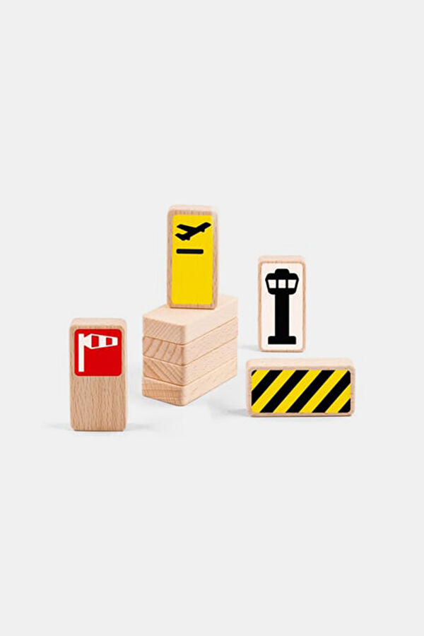Roadblocks Set Airport Signs 3