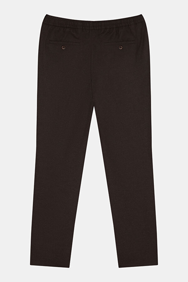 Coffee-colored, straight-leg men's trousers. 4