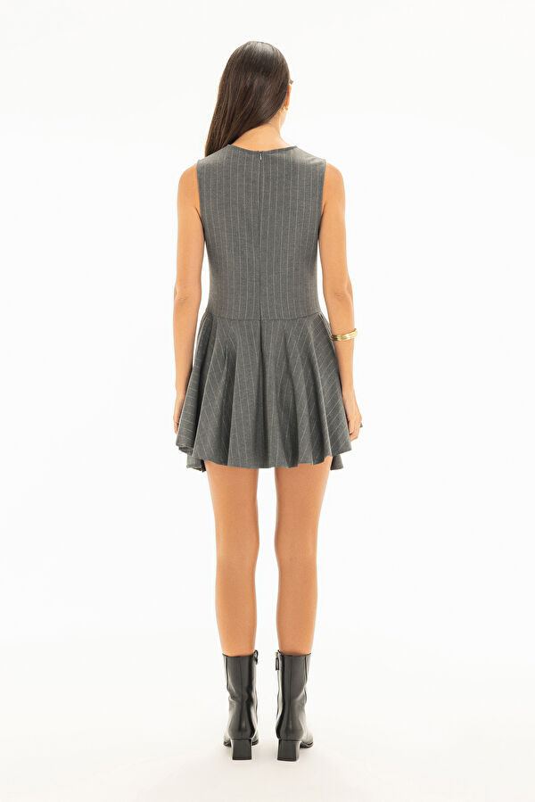 Colorful Patterned Short Women's Dress 3