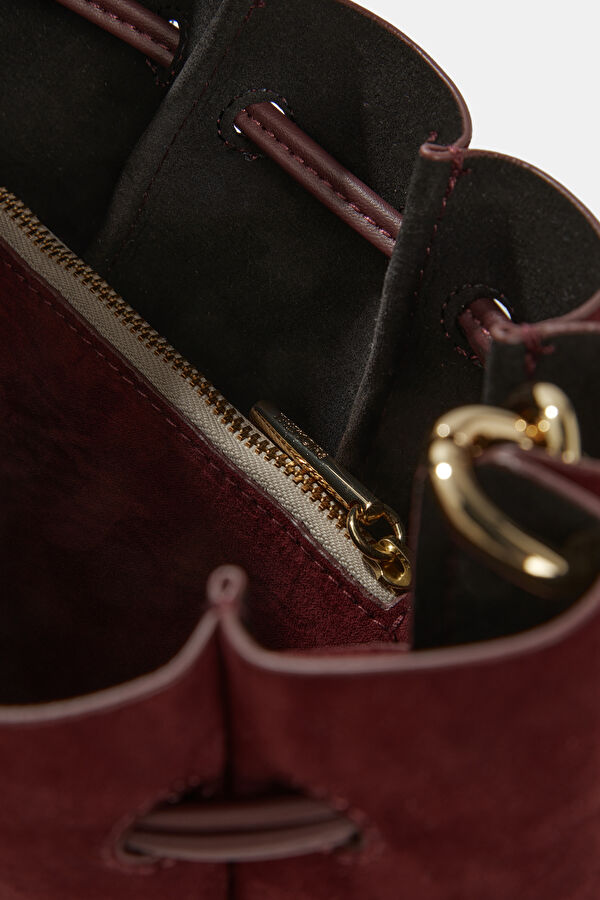 Dafne Suede Red Bag 6