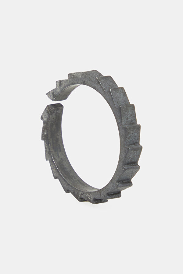 Oxidized Ladder Silver Colored Ring 2