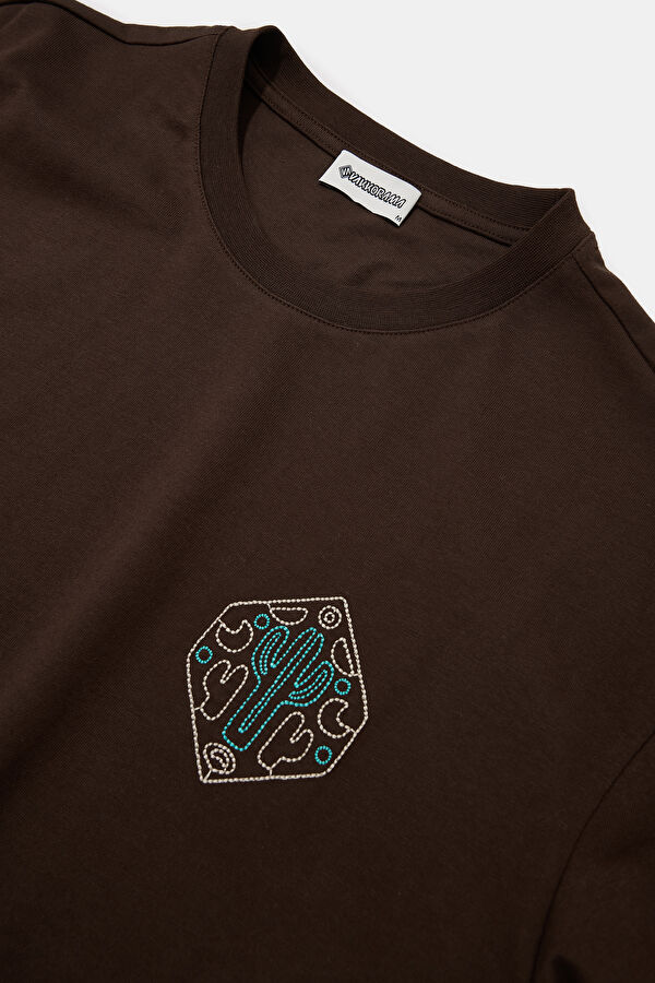 Coffee Brown Crew Neck Embroidered Men's T-Shirt 3