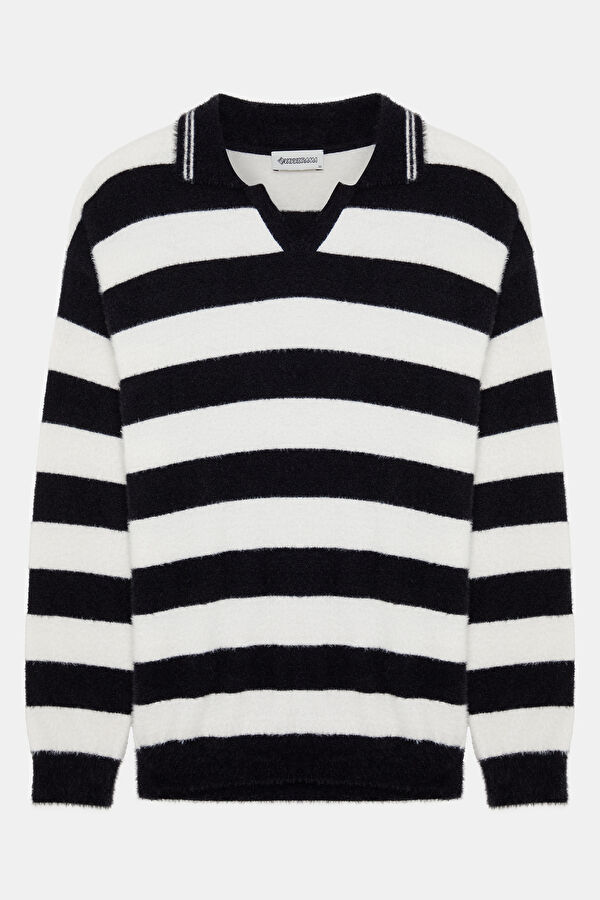 Men's Black Striped Knit Sweater