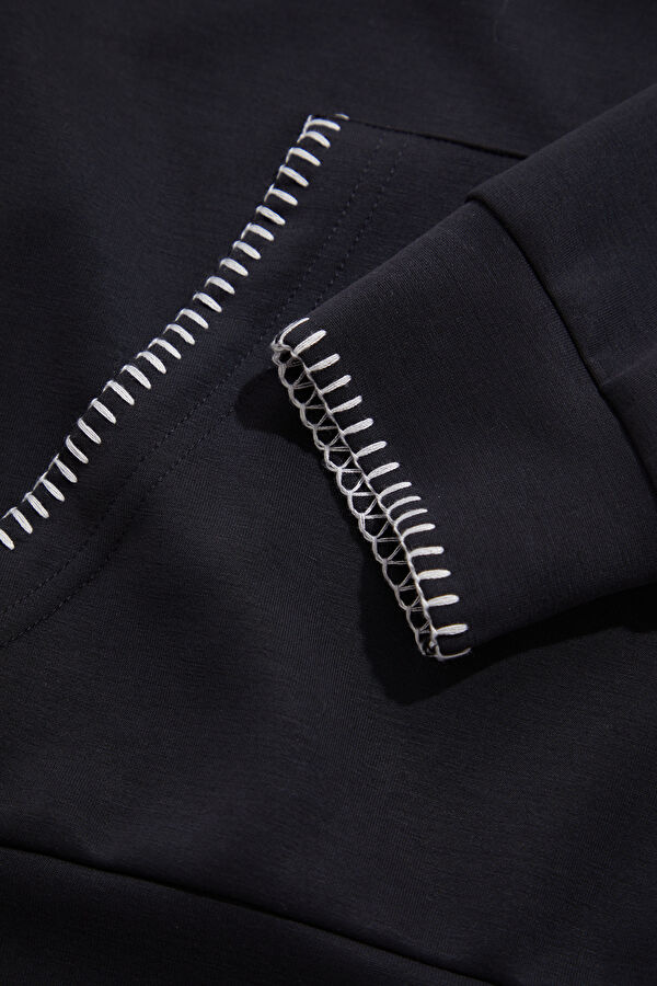 Siyah Kapuşonlu Erkek Sweatshirt 4