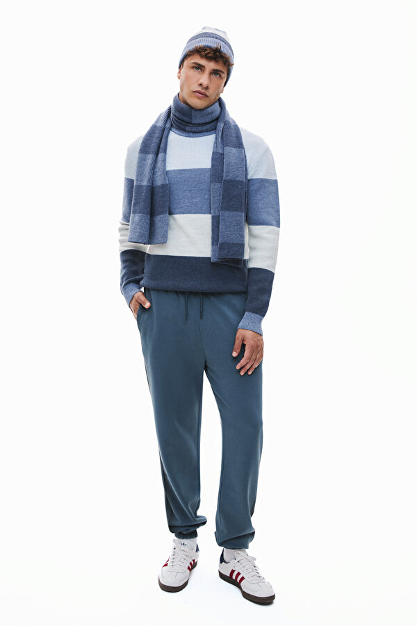 Grey Slim-Fit Men's Sport Pants