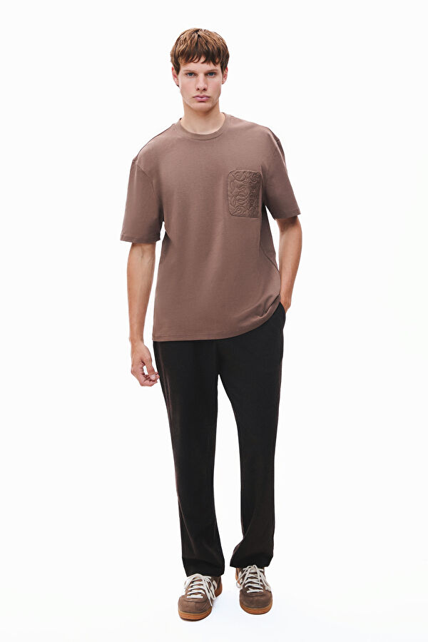Brown Crew Neck Men's T-Shirt with Trim Details 3