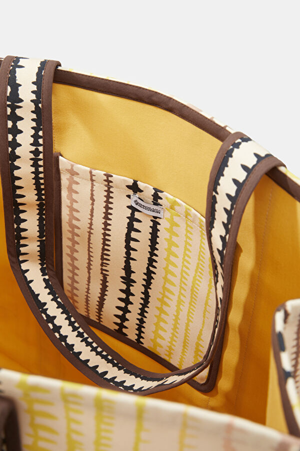 Multicolor Design Filled Bag 5