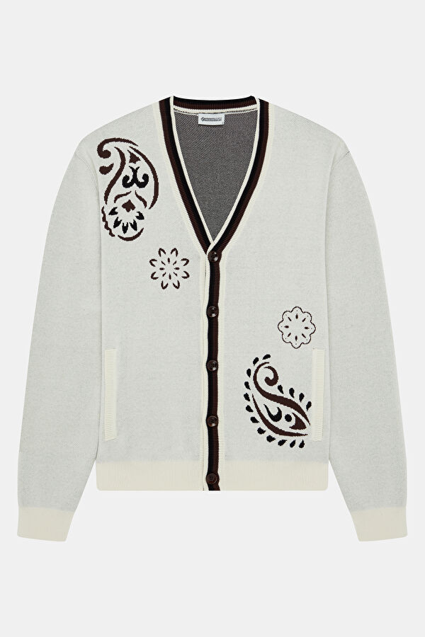White Knitted Pattern Men's Cardigan 4