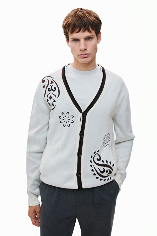White Knitted Pattern Men's Cardigan