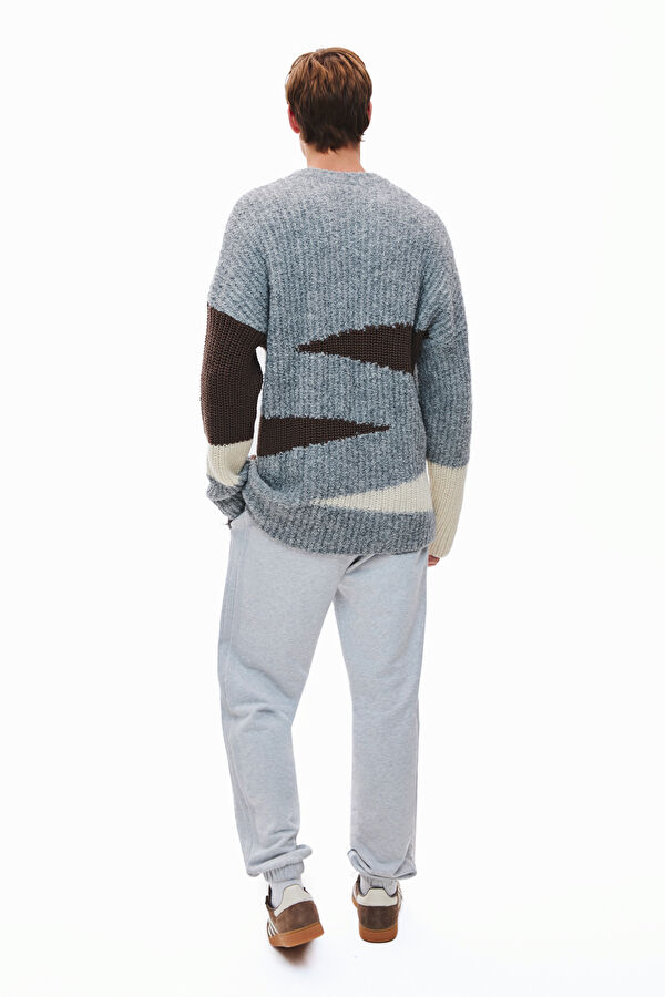 Grey Knitted Pattern Wool Sweater for Men 2